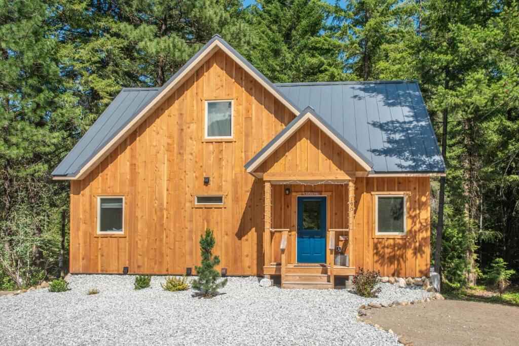Modern Beaver Valley Cabin
