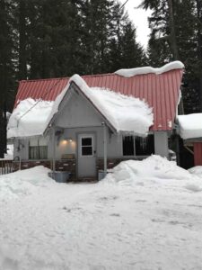 Real Mountain Cabin with access to Fish Lake