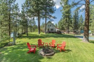 Recharge by The River by NW Comfy Cabins