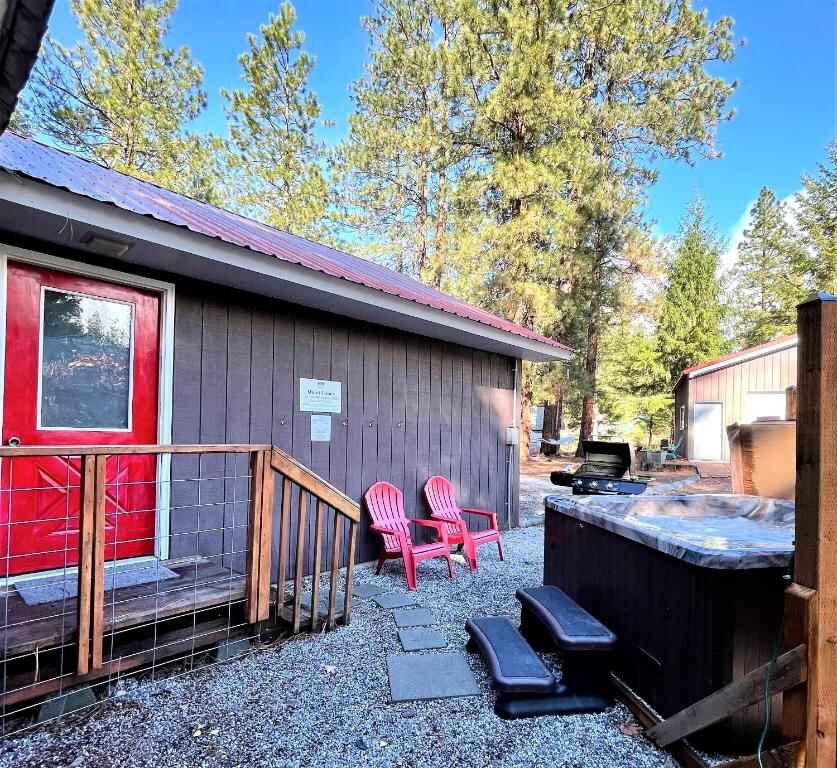 Rhodie House by NW Comfy Cabins